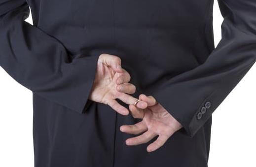 广州侦探调查:平淡期没心动感觉需要主动调整吗?